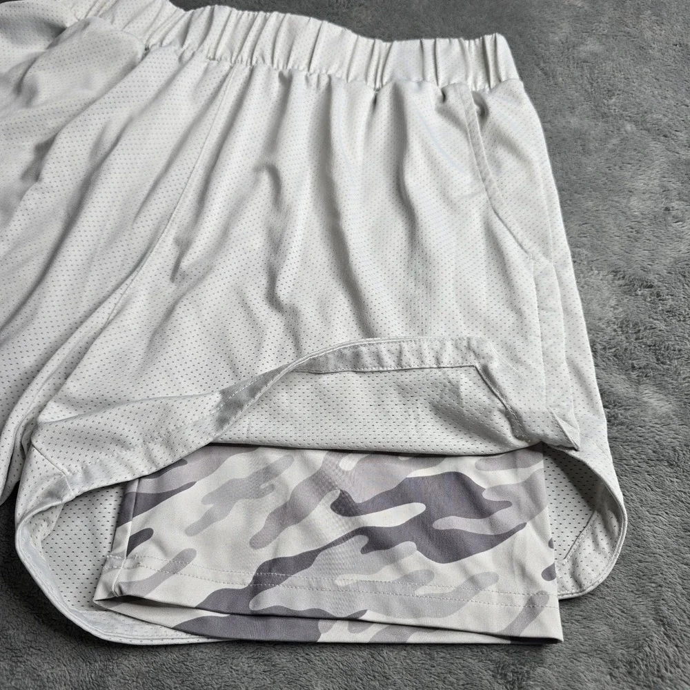 Youngla Activewear Shorts Mens XXL White Gray Compression Drawstring 4.5